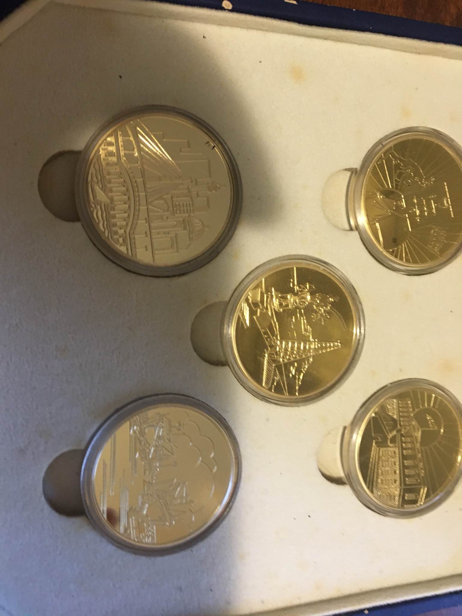 2004 Commemorative Medals & Coins of the Great Bahrain Rulers Limited Issue 500 Pieces