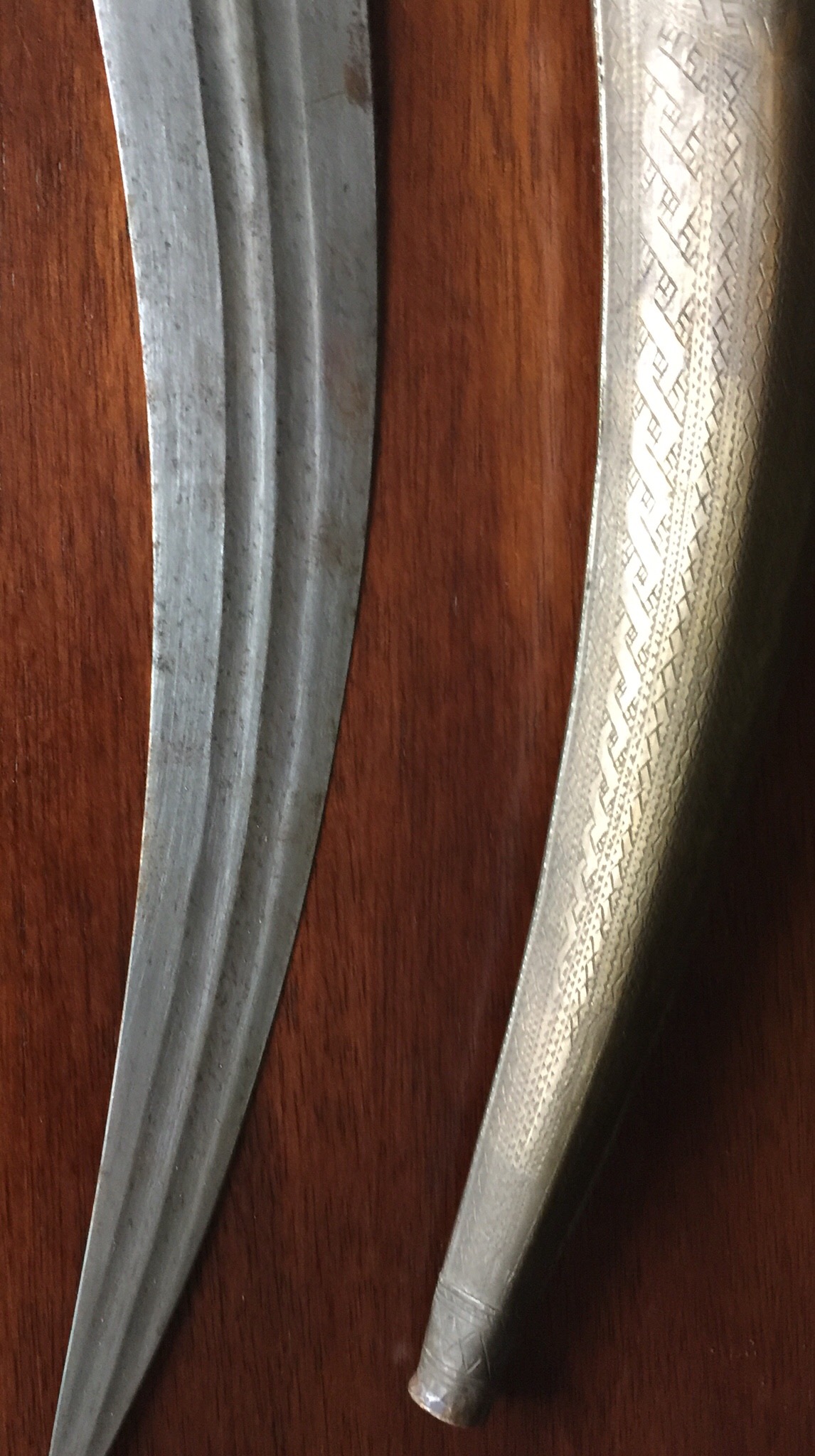 Antique Arab Persian Sword Saber Dagger Jambiya Khanjar Bedwan Engraved Islamic