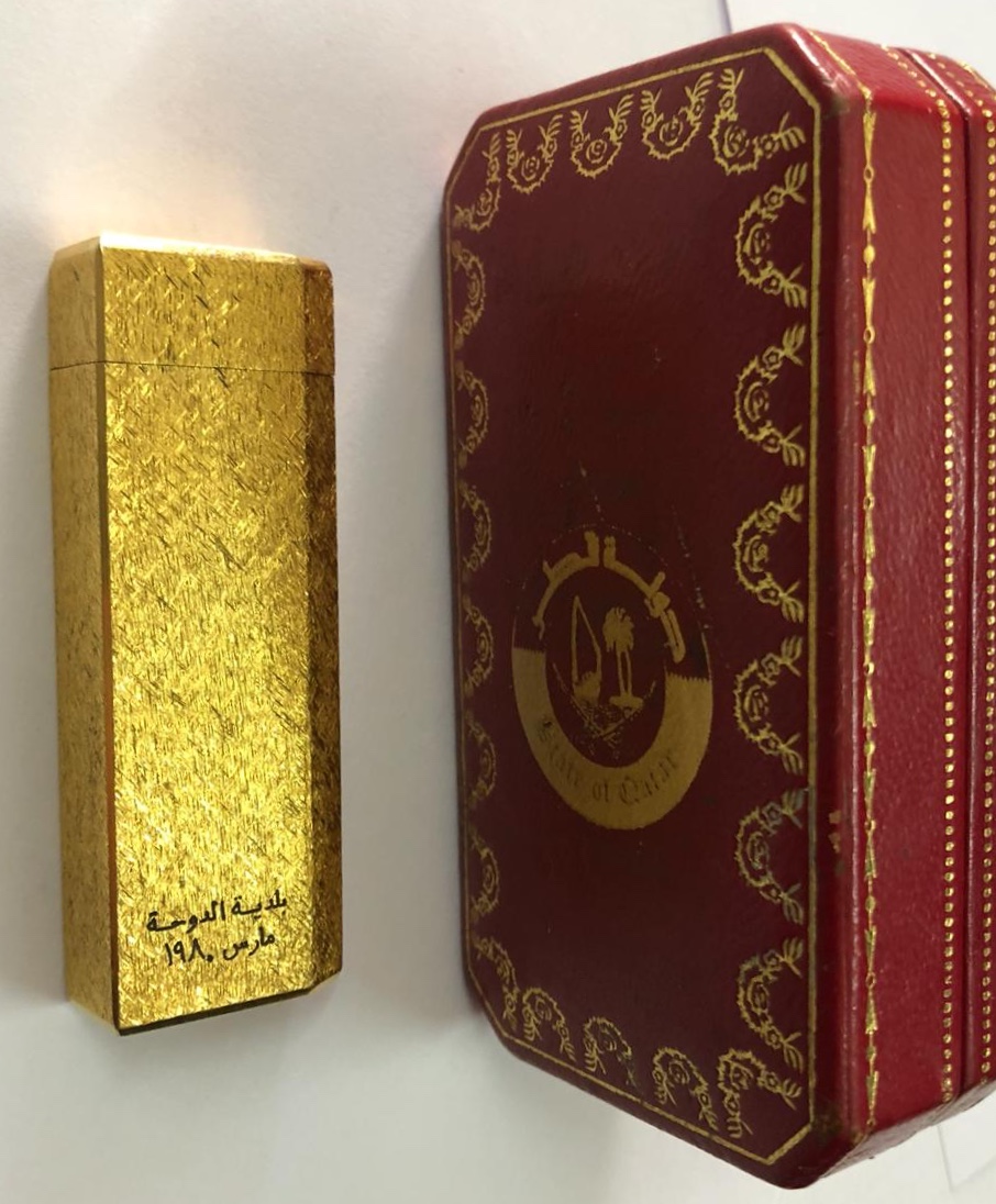 1980 Qatar Doha Municipality Cartier 18k Yellow Gold Plated Cigarette Lighter ولاعة كارتير هدية من بلدية الدوحة قطر سنة ١٩٨٠