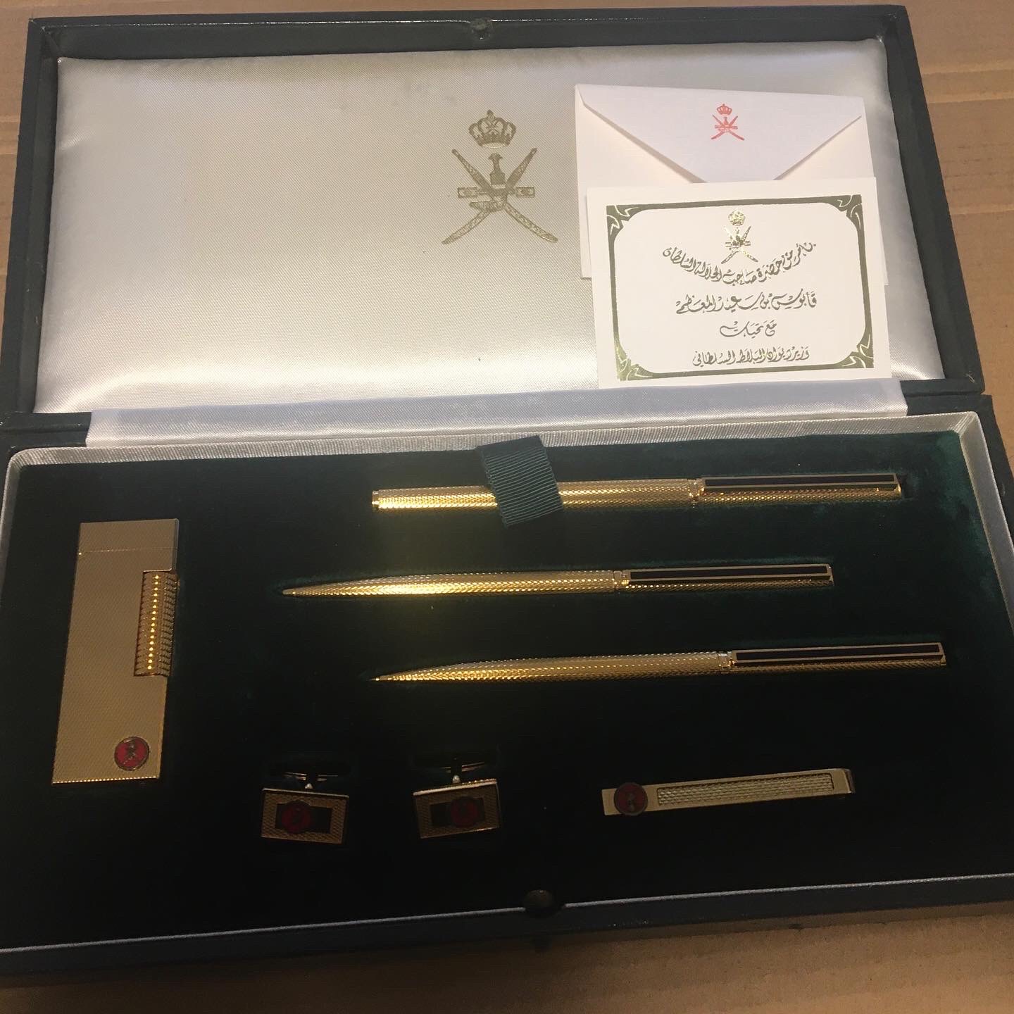 Oman Set of Dunhill Royal Presentation Sultan Qaboos Lighter Pen Cufflinks Tie Clip