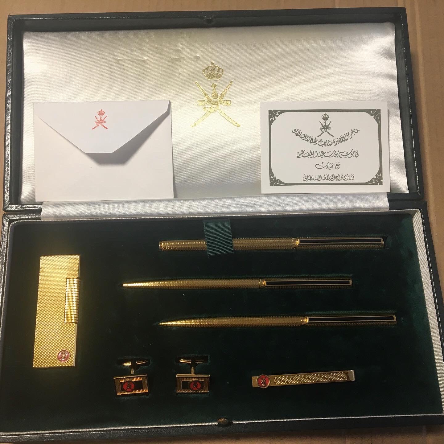 Oman Set of Dunhill Royal Presentation Sultan Qaboos Lighter Pen Cufflinks Tie Clip