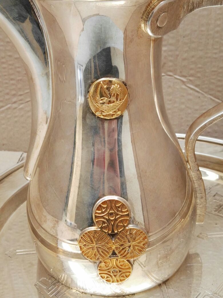 Vintage Qatar Doha Silver Coffee Pot & Tray Dallah Engraved Emir Khalifa 1832 grams 