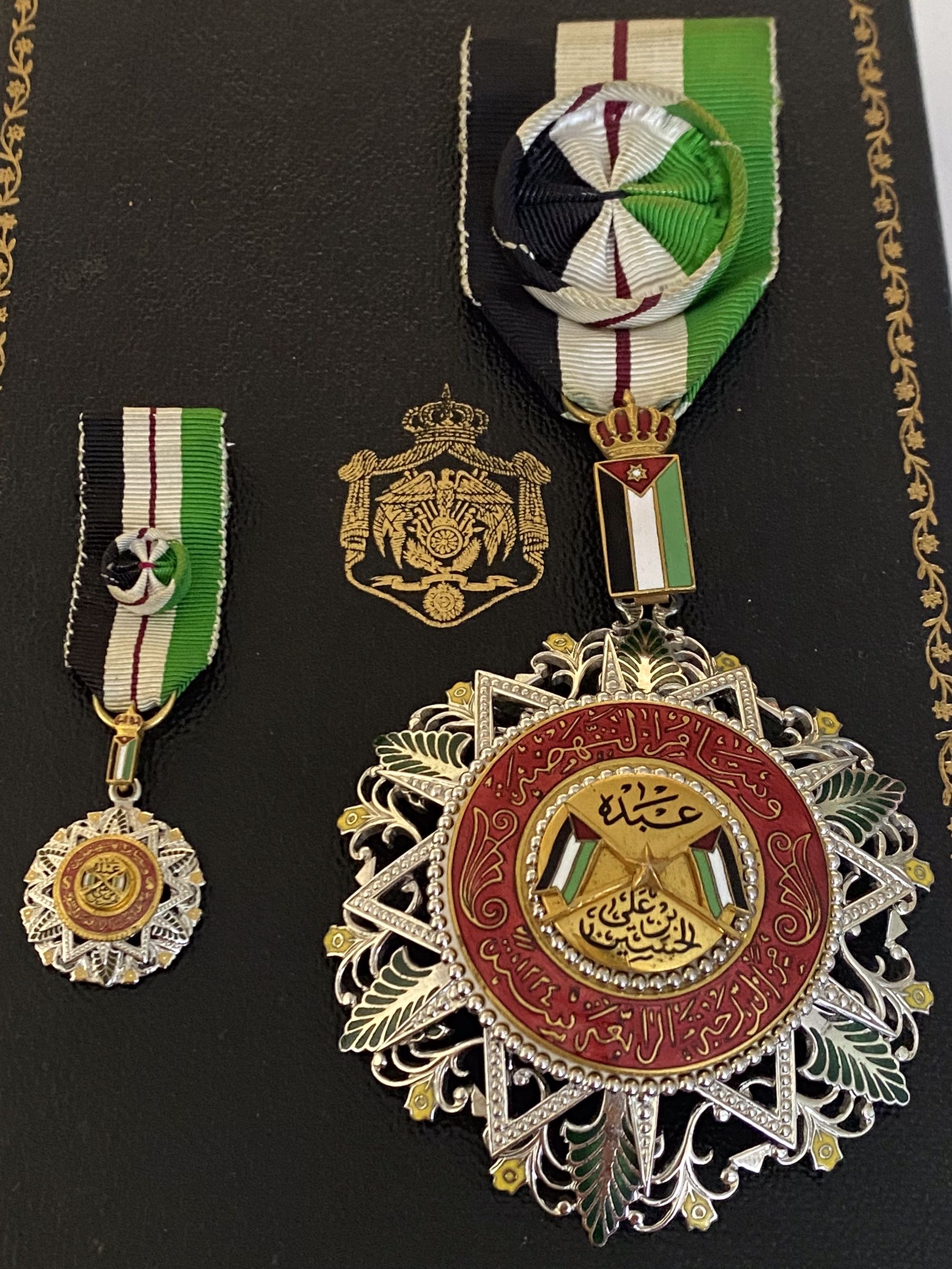 1917 Kingdom of Jordan the Supreme Order of Renaissance 4th Class Medal Badge   Sheriff Hussein bin Ali