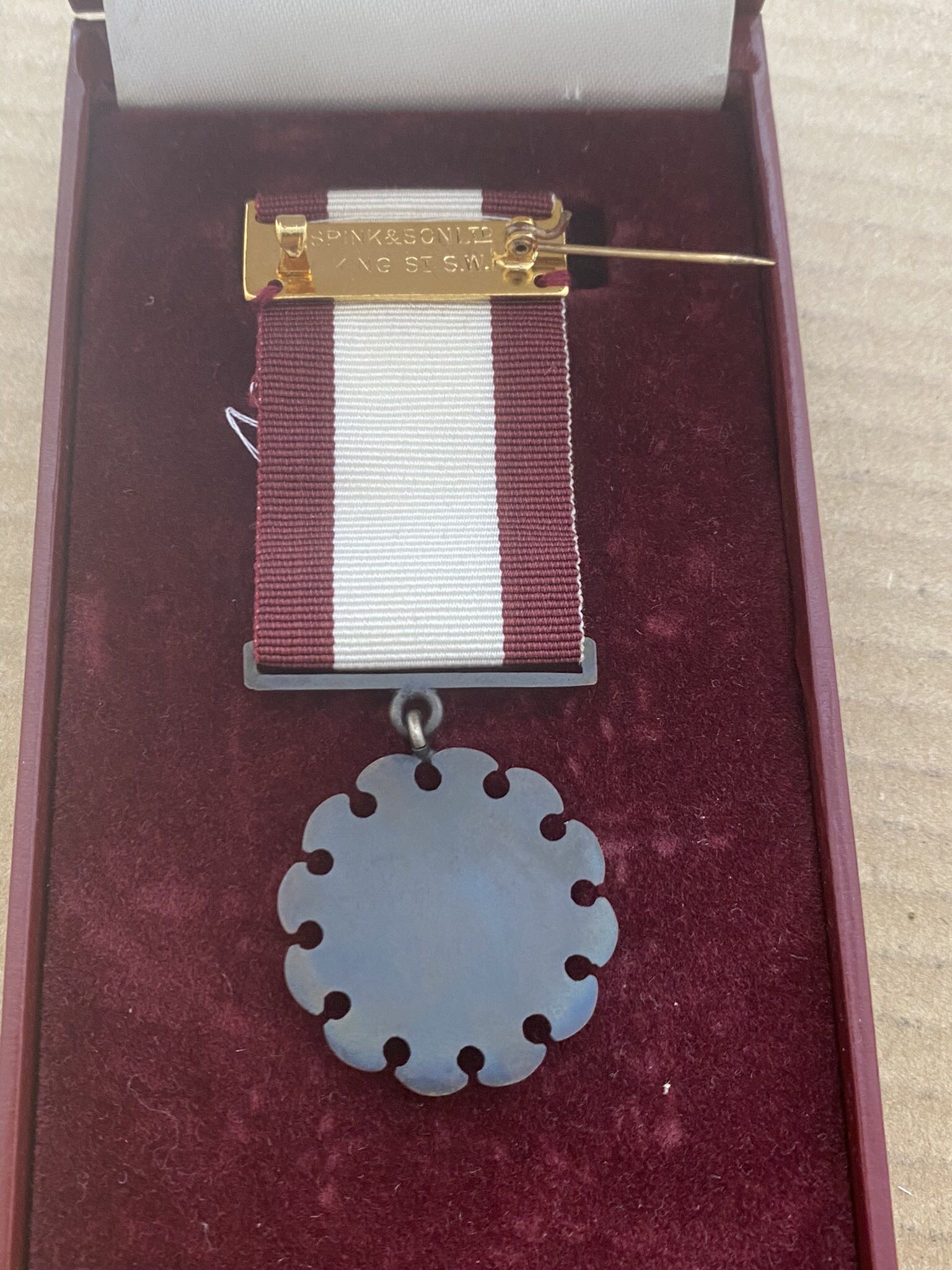 Qatar Order of Independence 3 September 1971 Emir Khalifa Medal Badge Nichan