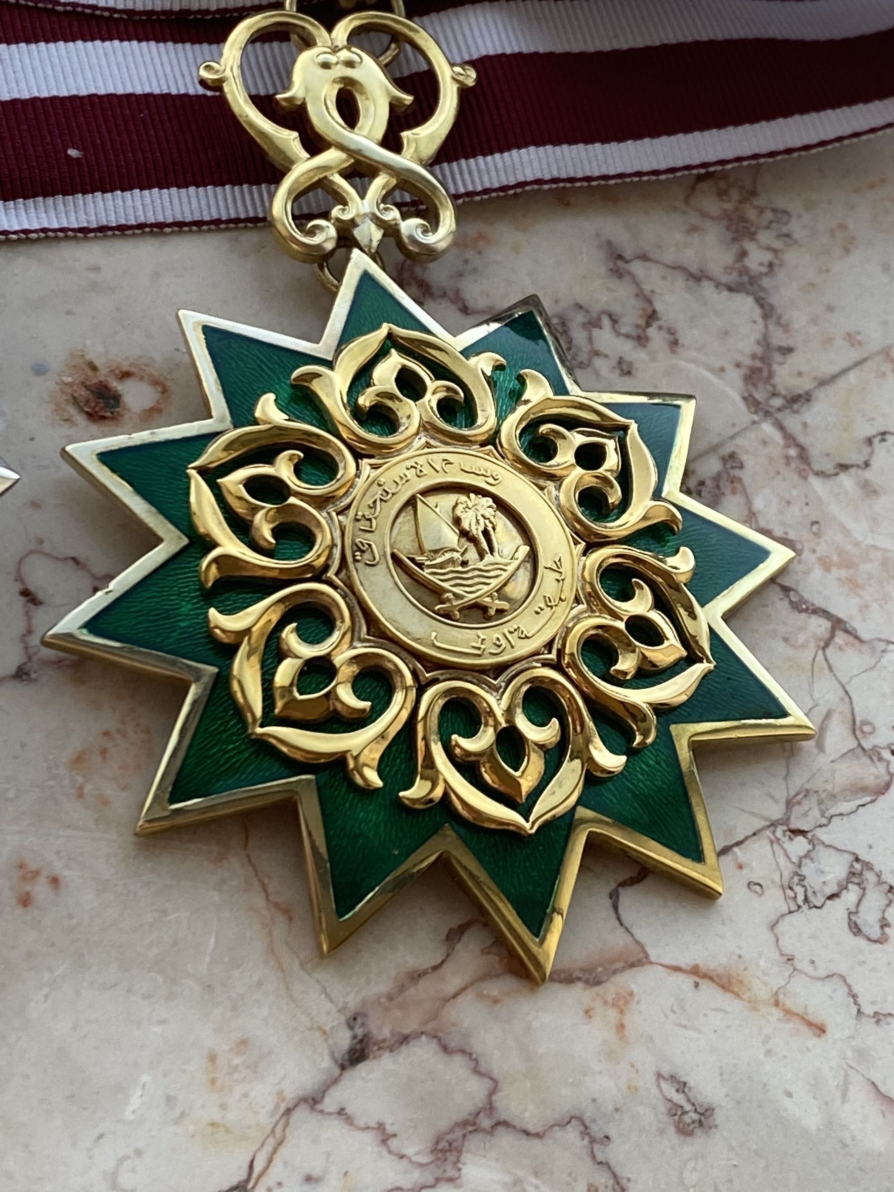 1978 Qatar Order of Merit 1st Class Neck Badge Breast Star Medal Sheikh/ Emir Khalifa
