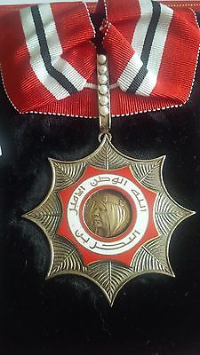 ORDER OF BAHRAIN NECK BADGE MEDAL NICHAN with 6 PEARLS SHEIKH ISA BIN SALMAN