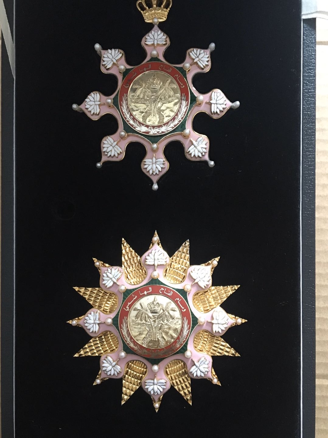 IRAQ MONARCHY IN EXILE ORDER OF THE HASHEMITE CROWN, GRAND CROSS SET MEDAL BADGE وسام التاج الملكي الهاشمي الملكية العراقية بالمنفى
