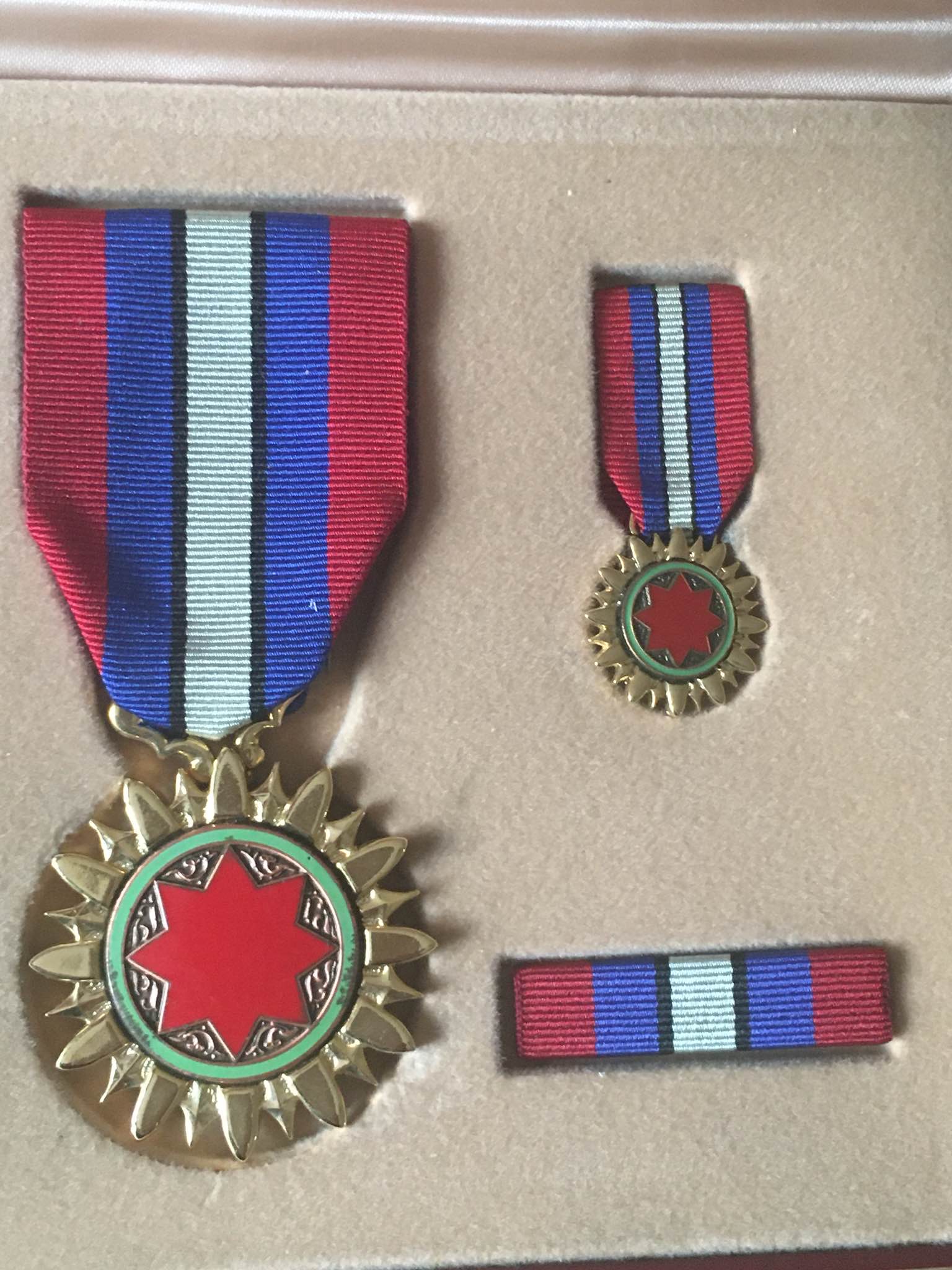 Saudi Arabia Order of Military Honour Medal Badge وسام الشرف المملكة السعوديه